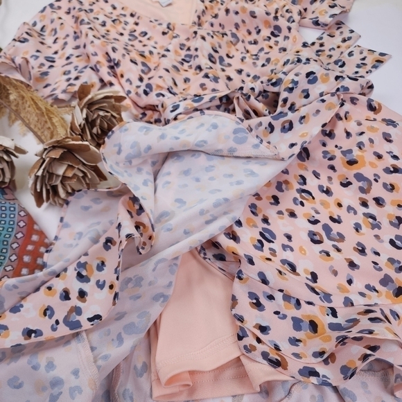 Sadie & Sage Pastel Peach Wrap Lined Dress Sz L - Picture 3 of 13